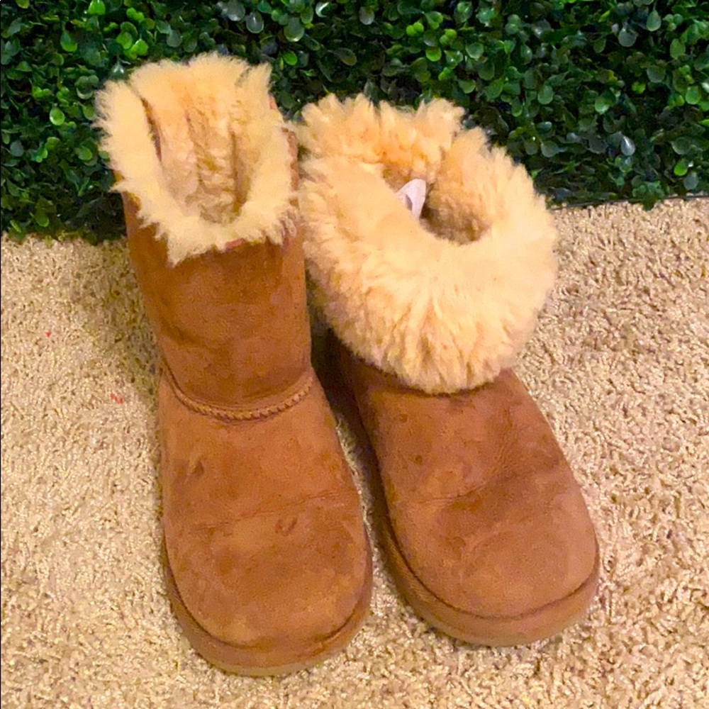 Girls Bailey Bows Ugg Boots